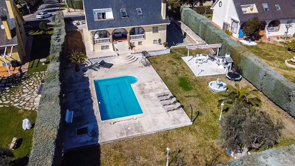 Villa Quiroga Villaviciosa de Odón Exteriér fotografie